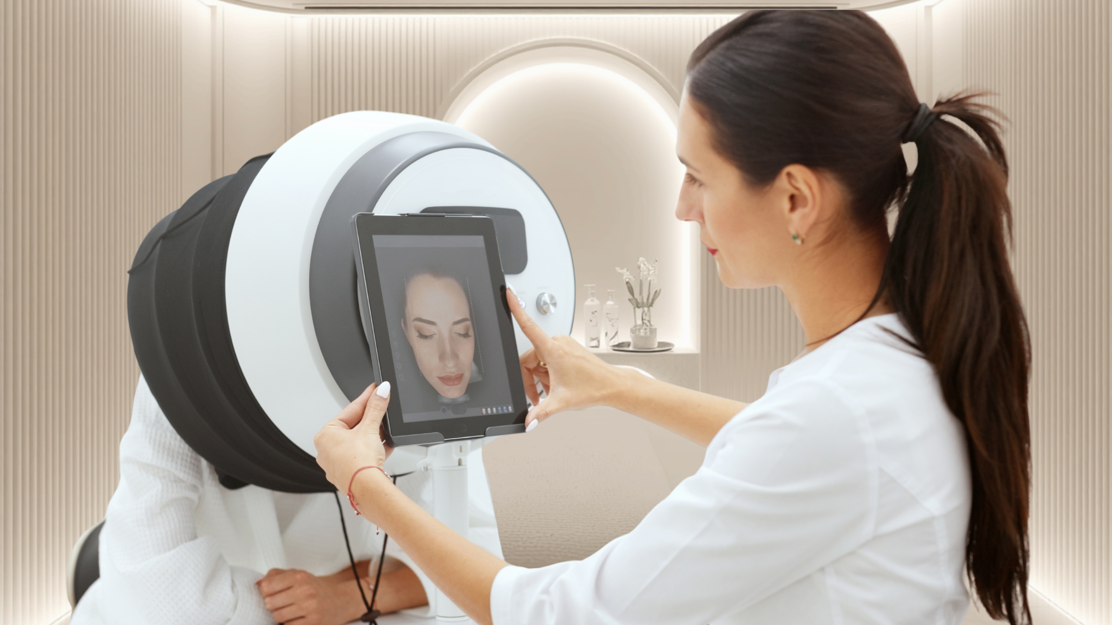 4 Reasons Why a Skin Analysis Machine Will Boost Your Spa Growth